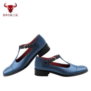 Mary Janes brogue Shoes – T-Strap Flat Shoes Women Navy blue leather shoes with a polk dot strap Vintage Retro Shoes Swing & Boho Style Shoe