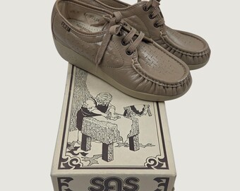 Zapatos SAS Lattice Supersoft nuevos con caja, talla 6.5W, de cuero color moca, con cuña, hechos en EE. UU.