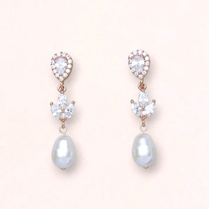 Bridal Earrings, Rose Gold Bridal Jewelry, Rose Gold Pearl Earrings, Pearl Drop Bridal Earrings, Rose Gold Wedding Earrings, HAYLEY P