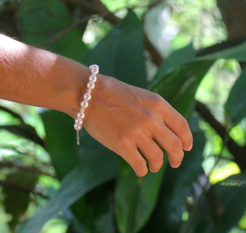 Ivory Pearl Bridal Bracelet, Swarovski Pearl Bracelet, Pearl Bridesmaids Bracelet, DOLCE image 5