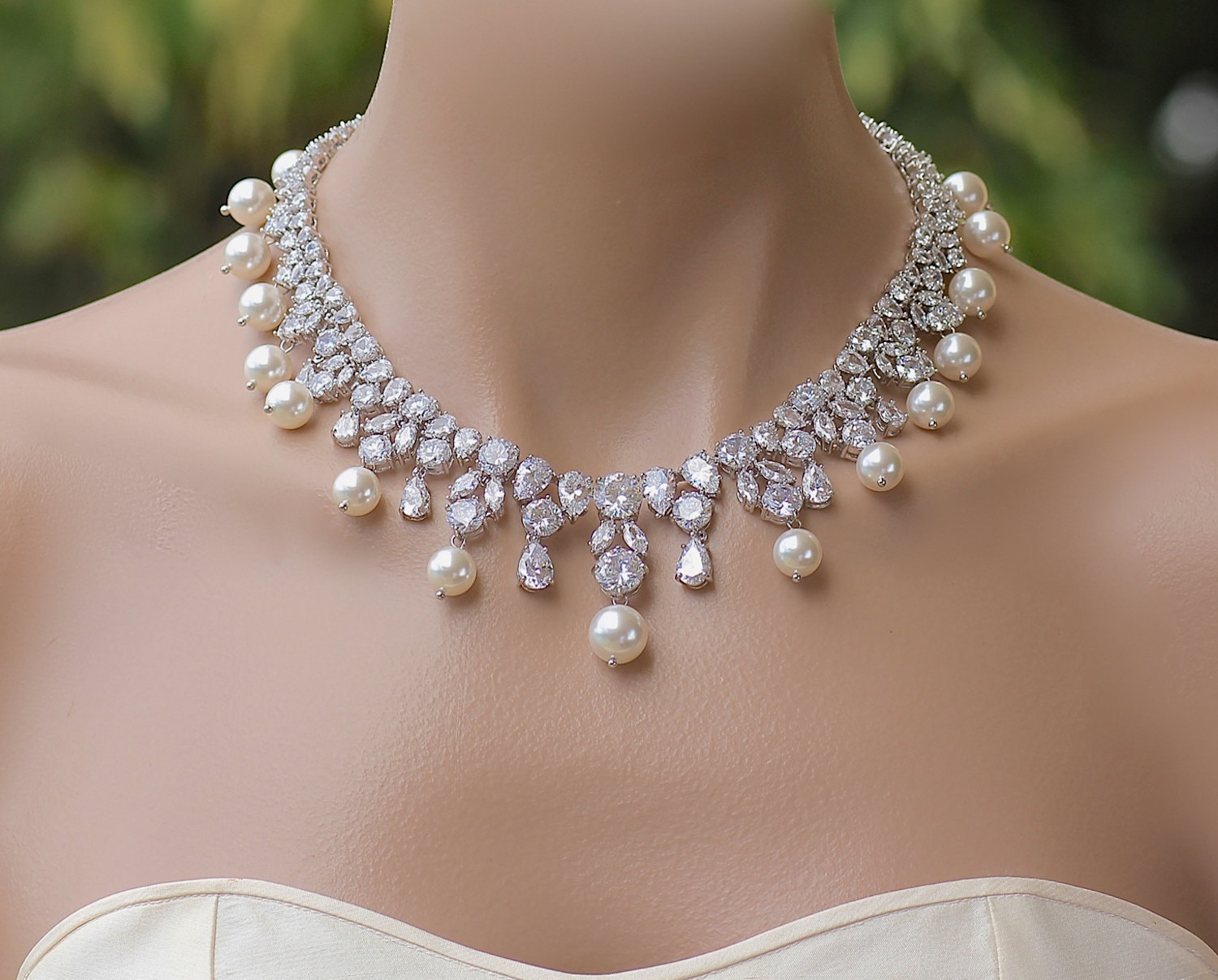 Crystal and Pearl Statement Necklace, Crystal Pearl Bridal Necklace,  Silver, Rose Gold, Gold Statement Wedding Jewelry, JULIETTE 2 