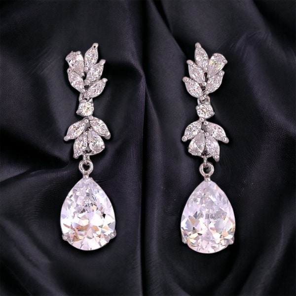Nuance Crystal Point Drop Earrings main image 0