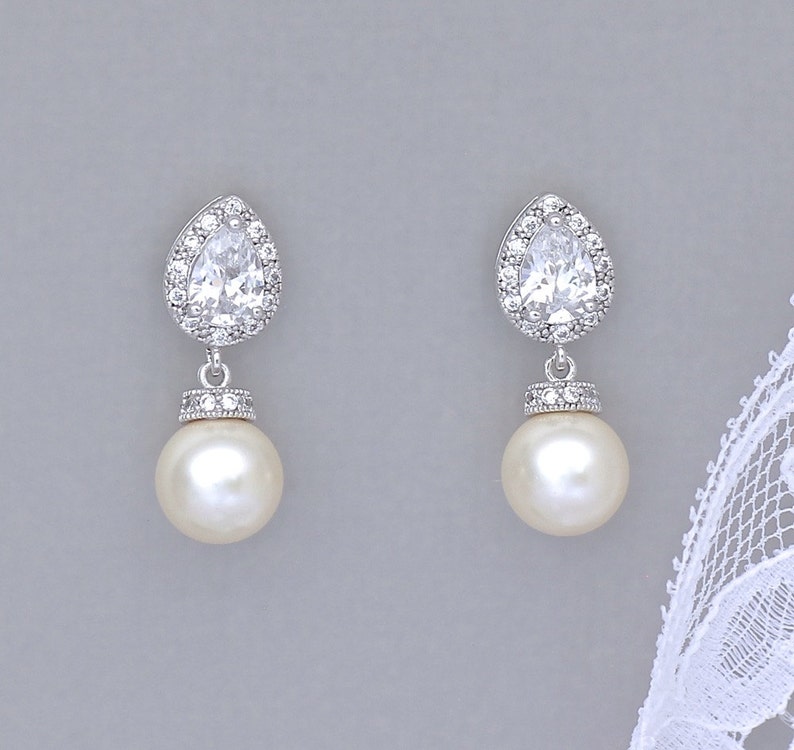 Ivory Pearl Jewelry Set, Pearl Bridal Set, Ivory Bridesmaids Jewelry Set, Pearl Wedding Jewelry Set, SISSY 3 image 3