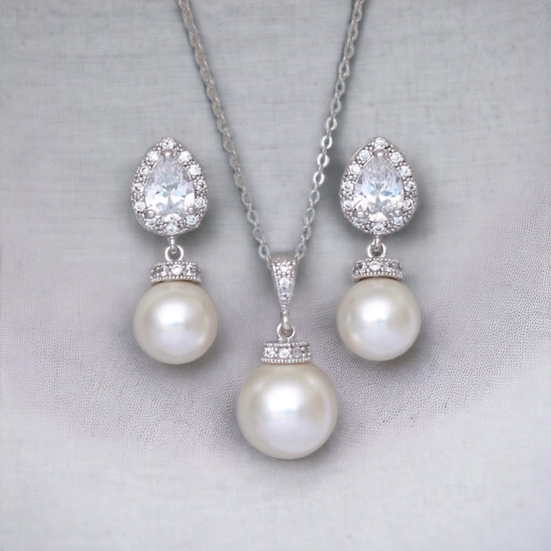 Ivory Pearl Jewelry Set, Pearl Bridal Set, Ivory Bridesmaids Jewelry Set, Pearl Wedding Jewelry Set, SISSY 3 image 1