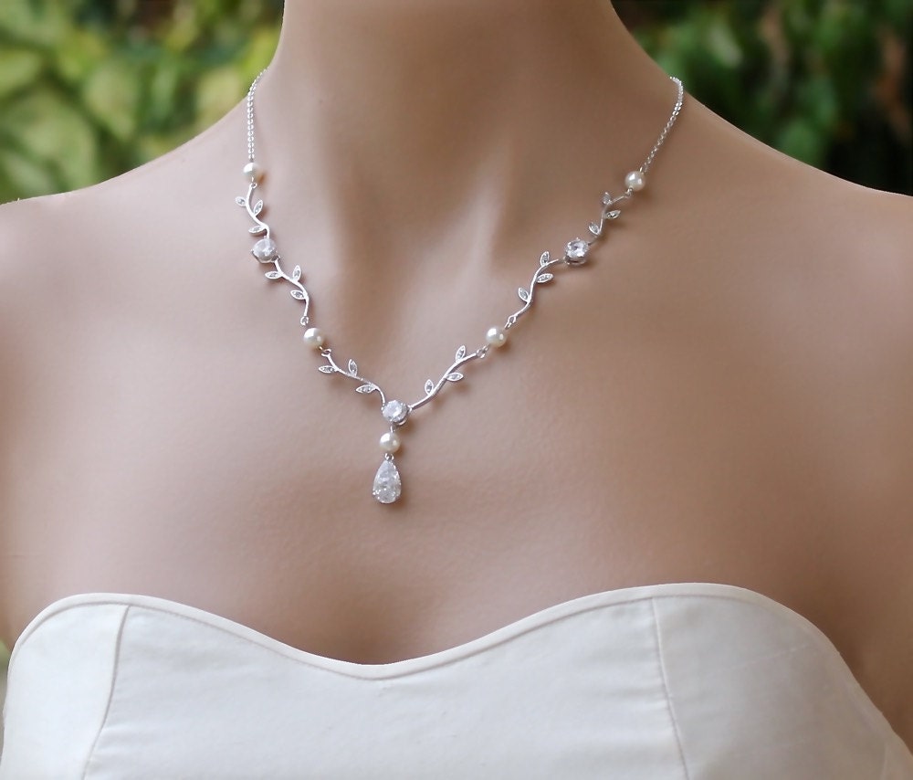 Buy Bridal Pearl Necklace, Rose Gold Necklace, Pearl Earrings, Bridesmaid  Gift, Wedding Jewelry, Mother of the Bride Gift, Karis Necklace Online in  India - Etsy