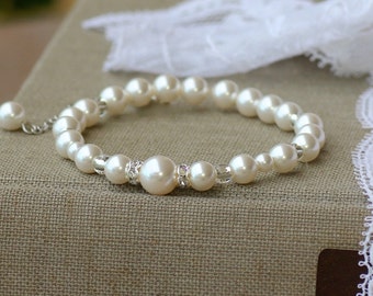 Ivory Pearl Bridal Bracelet, Swarovski Pearl Bracelet, Pearl Bridesmaids Bracelet, CLASSIQUE 2B