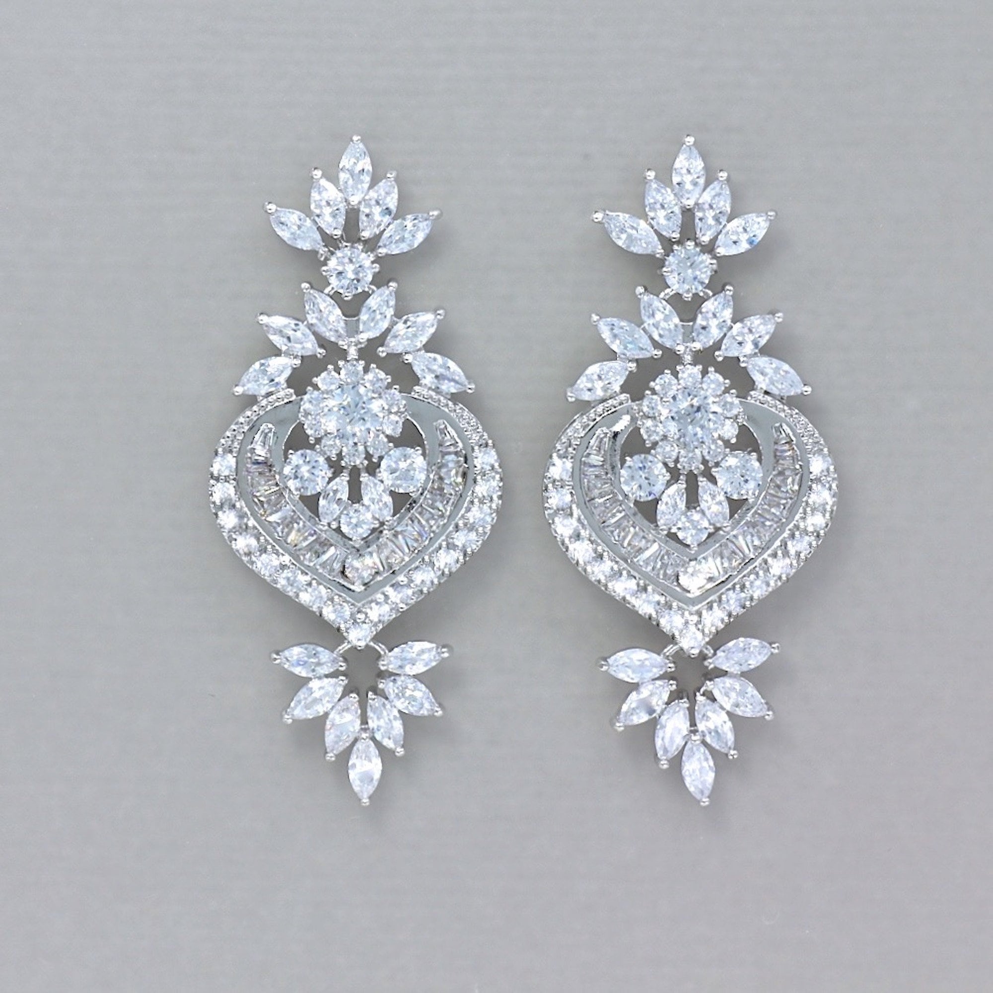 File:Orecchini In Argento Da Lenzumo-concei, VI-VII Secolo.jpg - Wikimedia Commo - Foto 14