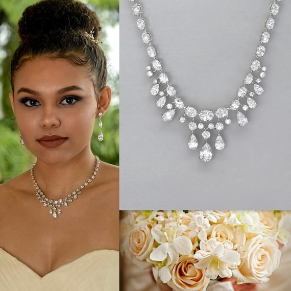 Crystal chandelier hotsell necklace