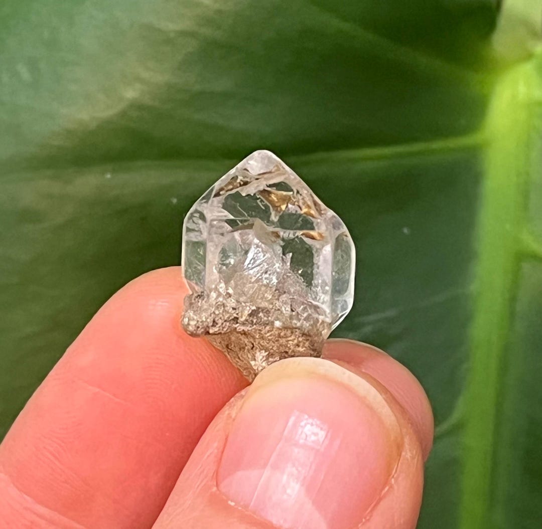 4g- 20カラットのハーキマーダイヤモンド（虹色のインクルージョン入り