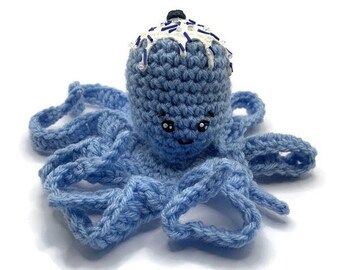 Helado Octopus Plush, Blueberry Decor, Crochet Octopus Plushie, Foodimals, Desk Buddy, Weird Gifts, Kawaii Plushies, Amigurumi Octopus