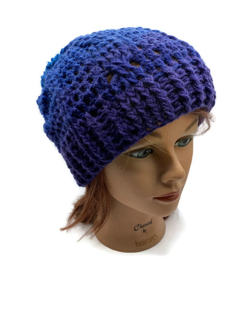 Cabled Winter Hat, Blue Cabled Hat, Blue Winter Beanie, Slouchy Cabled Hat, Winter Hat, Crochet Slouchy Hat, Gifts for Her, Winter Fashion zdjęcie 5