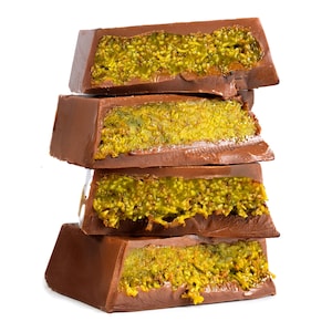 Snack Size Pistachio Chocolate – Handcrafted Kataifi Knafeh Candy – Small Luxury Bar 3.5 oz – Middle Eastern Sweet Gift