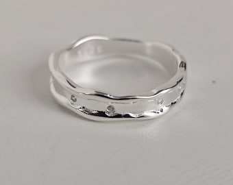 Wavy Korean Sterling Silver Ring, Size 5