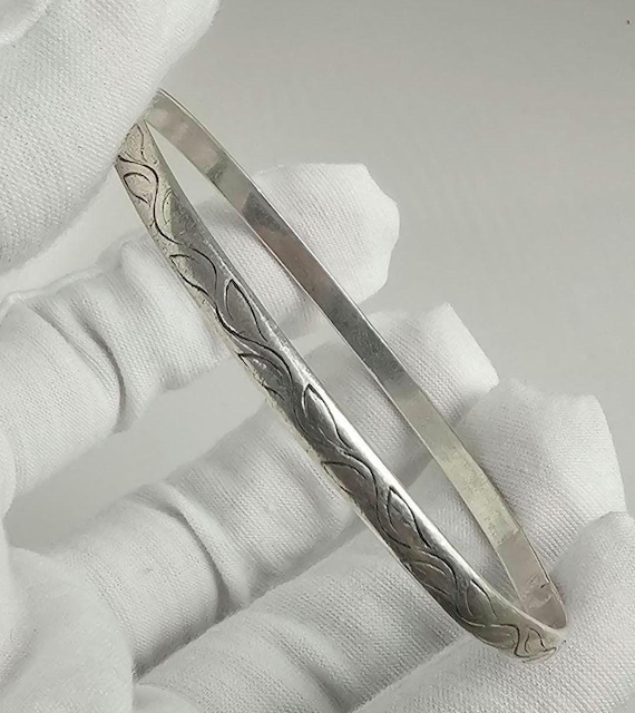 Vintage Solid Sterling Leaf Bangle - image 1