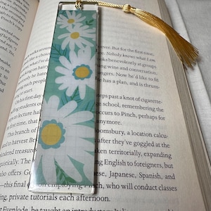 Daisy Bookmark