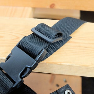 Close up product shot of the Vontoon Jill Valentine thigh holster made from durable polypropylene and strong plastic buckles