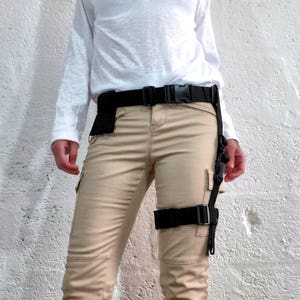 Compact Thigh Harness for Lara Croft Cosplay | Perfect for Tomb Raider & Zombie Apocalypse Outfits