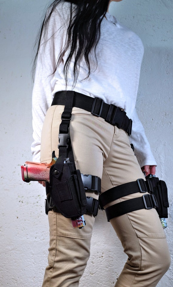 Thigh Twin Holster Set with Guns Lara Croft Thigh Twin Holster Set with Guns Lara Croft