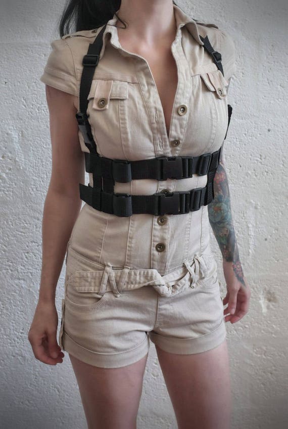 Versatile Small Chest Harness Ideal for Lara Croft Cosplay, Surviving the  Apocalypse, or K-pop Customs -  Canada
