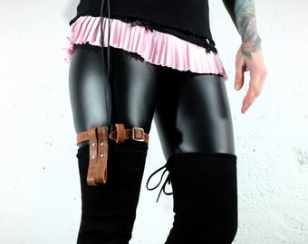 SALE! Edgy Leather Garter Belt - Perfect for Piratecore & Cyberpunk Outfits - Festival Fashion Statement