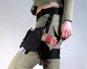 Thigh Harness with Holsters LARGE *not for real guns* tomb raider, Halloween Costume