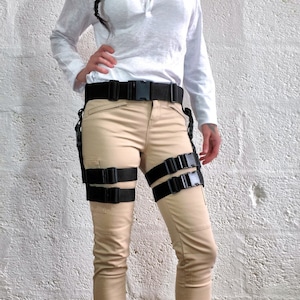 Tomb Raider Thigh Holster - Large Size for Lara Croft Costume, Burning Man Attire
