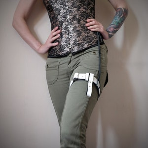 Leather Garter Belt Unisex White