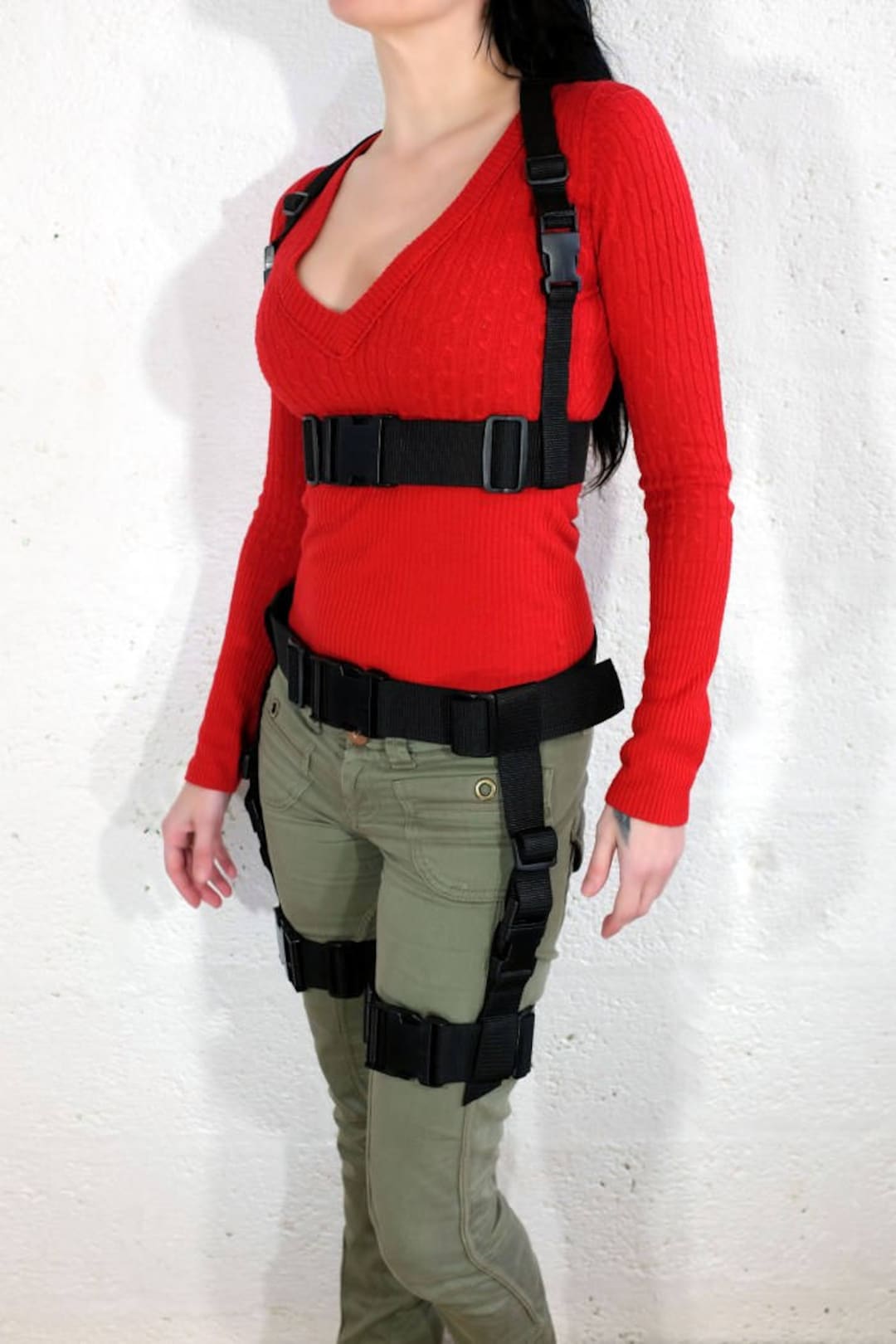 Harnais de poitrine et harnais de cuisse LARGE Tomb Raider, Costume de Lara  Croft, Cosplay de Lara Croft, apocalypse Zombie -  France