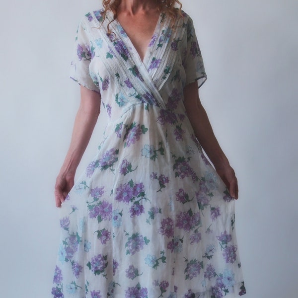 1940’s Dress Sheer Floral Cotton Lavender Dahlias Faux Wrap Size L Designed by Quaker Lady