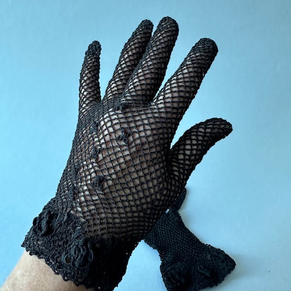 Gants au crochet noirs des années 1950 fleurs résille gothique steampunk taille petite