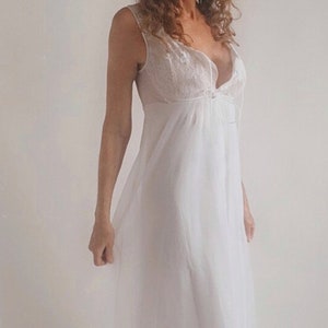 1960'S Nightgown and Robe Peignor Set Chiffon Wedding White with Lace and Beads Petite image 2