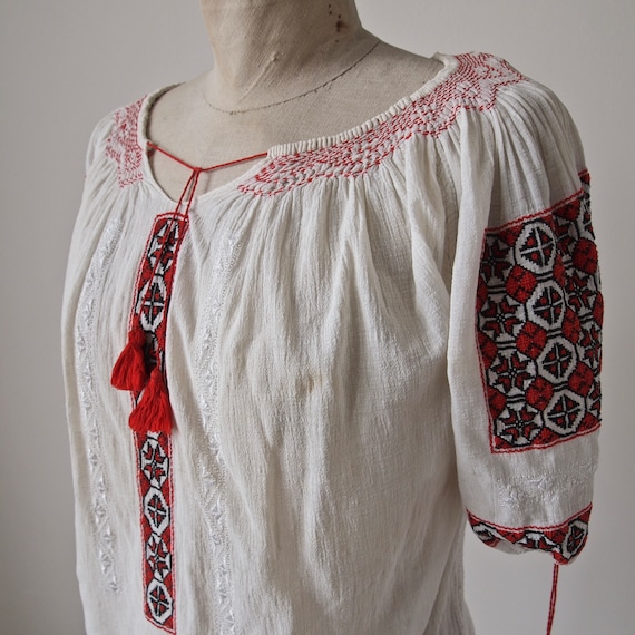 Vintage 30's Top Bohemian Folk Semi-Sheer Gauze 19