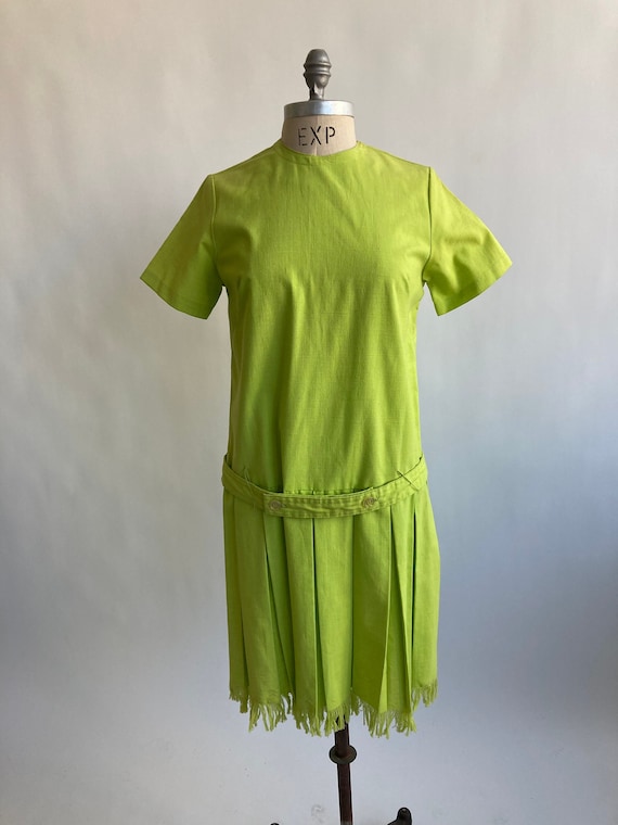 lady bird dress 60's Lime Green Drop Waist Dress Jewel Neck Lady Bird Classics Size  Small/med