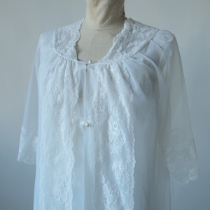 1960'S Nightgown and Robe Peignor Set Chiffon Wedding White with Lace and Beads Petite image 5