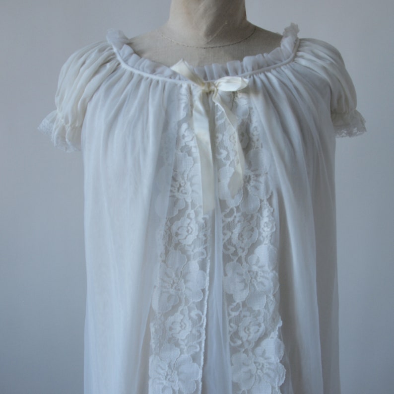 1960'S Nightgown Chiffon Babydoll White With Lace and Bow - Etsy Canada