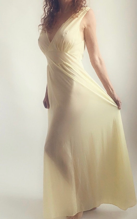 40's/50'S Nightgown Dress Yellow with appliques Lu