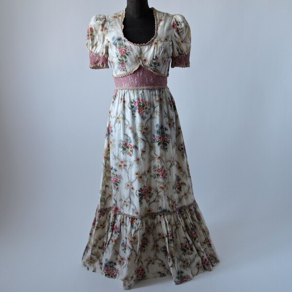 Vintage Maxi Dress Jody T of California 70's Pink Floral Cotton Peasant Prairie Edwardian Style Cotton size Medium