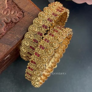Indian Temple Bangles Set Gold Laxmi Coin Kada Ruby Red Stone Bangle Traditional South Indian Wedding Jewelry Ethnic Bridal Kada Bracelet
