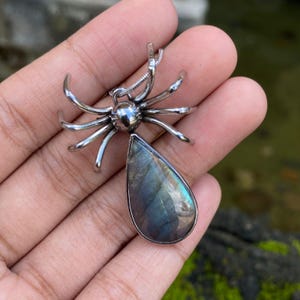Genuine Natural Blue Flash Labradorite Spider Pendant, Grade AAA Gemstone, Labradorite Pendant