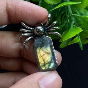 Flashy Labradorite Spider Pendant, Birthday Gift For Women, Handmade Spider Pendant, Healing Energy Gemstone Necklace, unisex