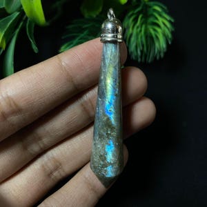 Dainty Labradorite Pendant Necklace, Stainless steel Labradorite Necklace, Healing Crystal Necklace, Anxiety Necklace Jewelry Gifts
