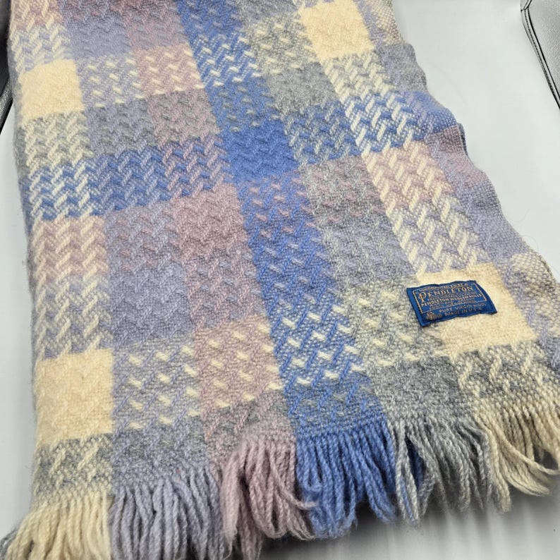 Vtg Pendleton Wool Throw Baby Blanket Creamy Pastel Fringe Spiral Weave 61x46" image 1