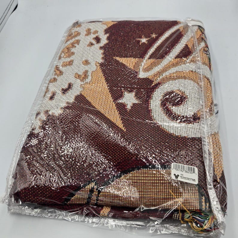 New! Mickey Mouse Tapestry Woven Throw Walt Disney World 4 Parks Blanket 46"x54" image 3