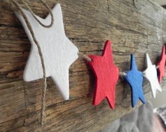 Stars and Stripes Forever---A Decorative Felt Banner for the Patriotic Home