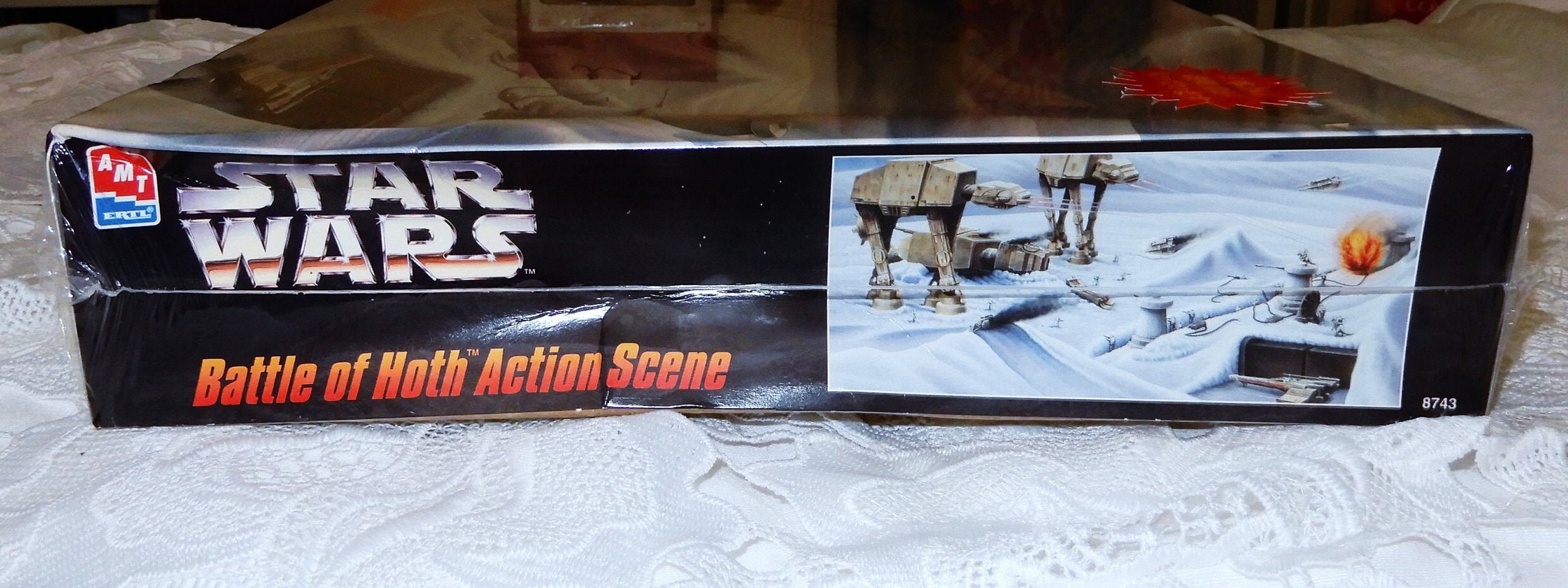 SF・ファンタジー・ホラー STAR WARS Battle of Hoth Action Scene 1995 Star Wars Battle of Hoth Action Scene Model Kit - Vintage