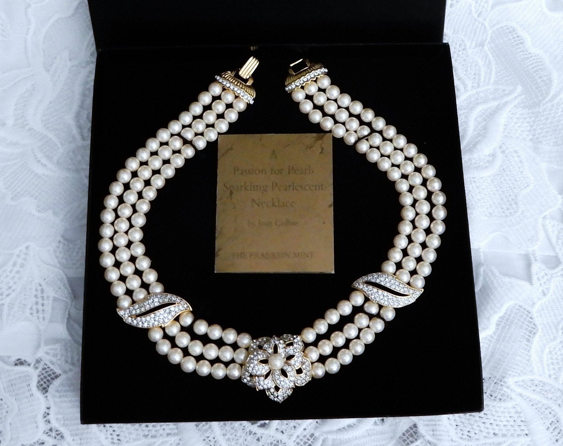 Vintage Pearl Necklace Franklin Mint Joan Collins Passion for
