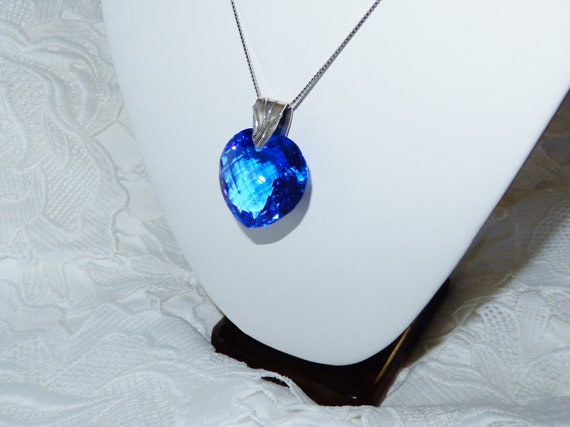 95ct Swiss Blue Topaz HEART Pendant Necklace Natu… - image 9