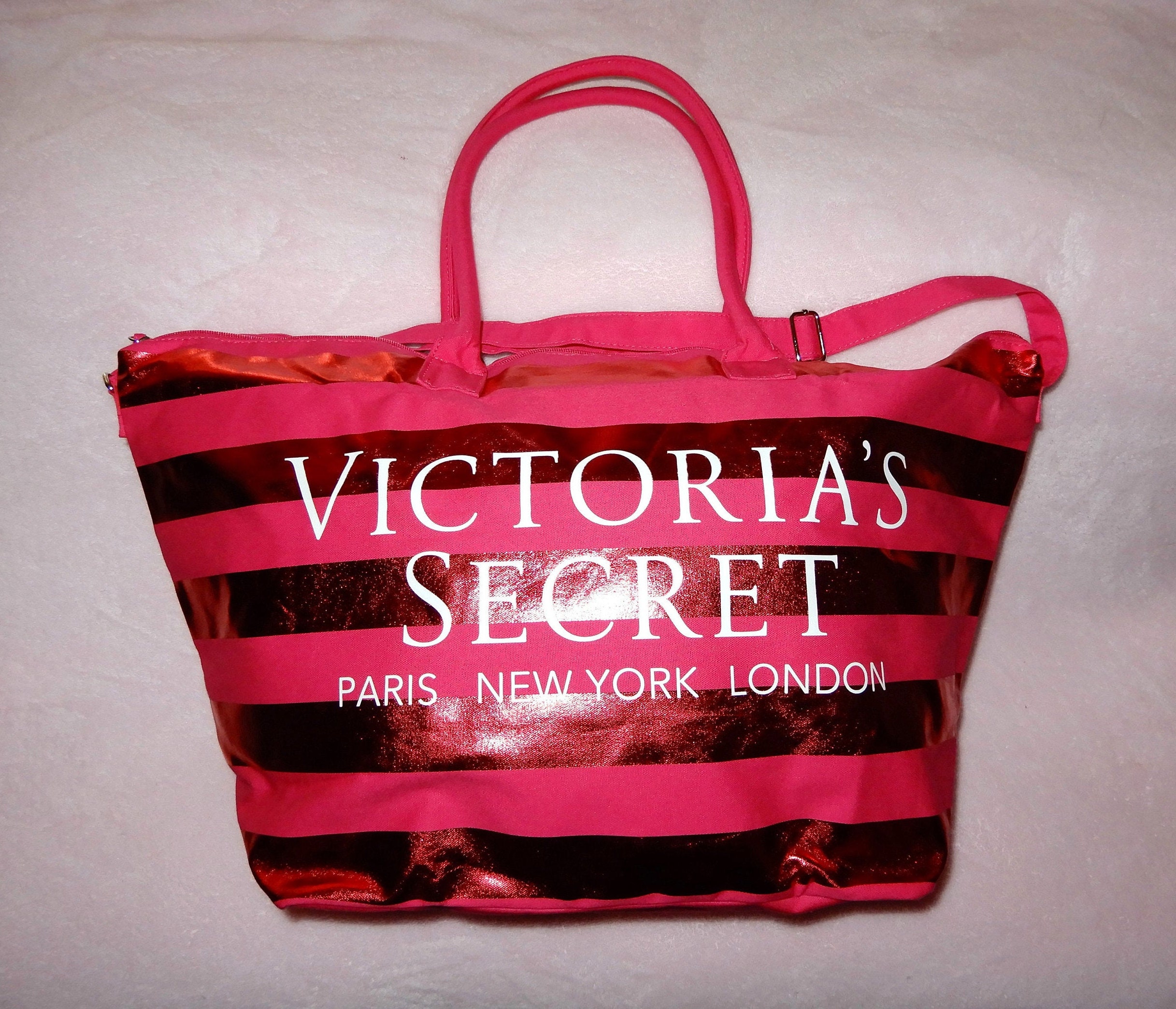 VICTORIAS SECRET STUDDED TOTE BAG- LARGE-PINK