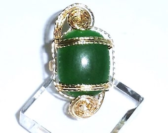 35TCW Natürliche Grüne Jade Cabochon Ring 585 Gelbgold Größe 8 1/2