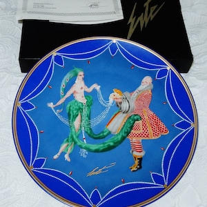 Erte Father Christmas Plate, Hibel Studios, Erte 92nd Birthday Signed on back Erte' LTD to 7500 / #1083 1984 West Germany 9 1/2" Plate